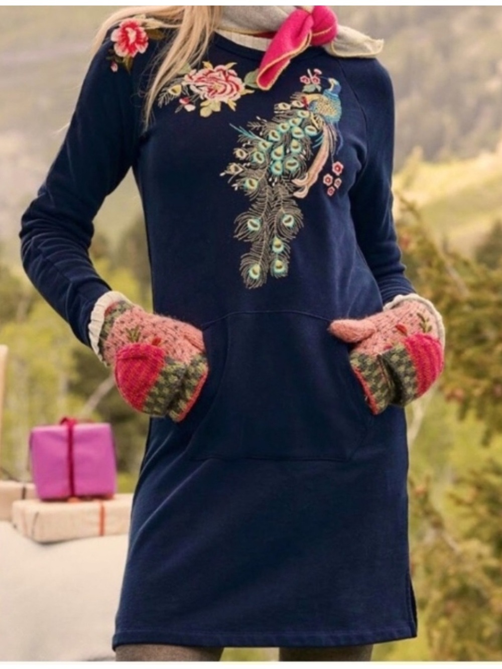 NWT DRIFTWOOD JEANS Layla Embroidered Dress